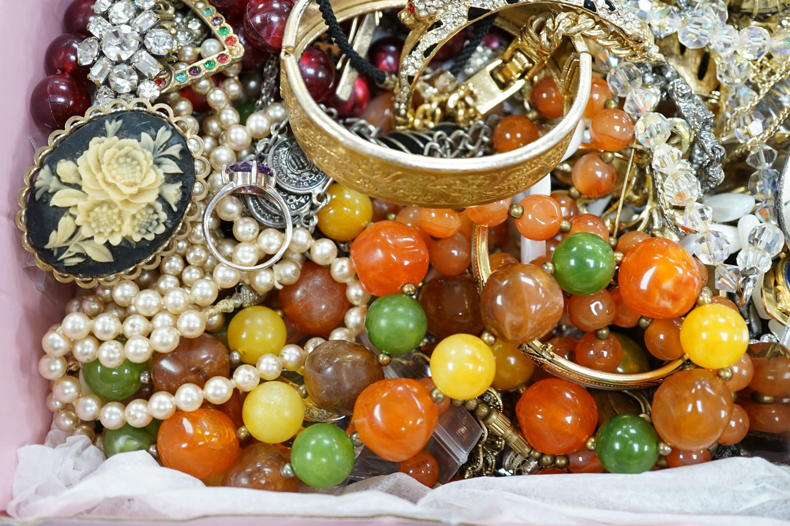 A collection of costume jewellery.